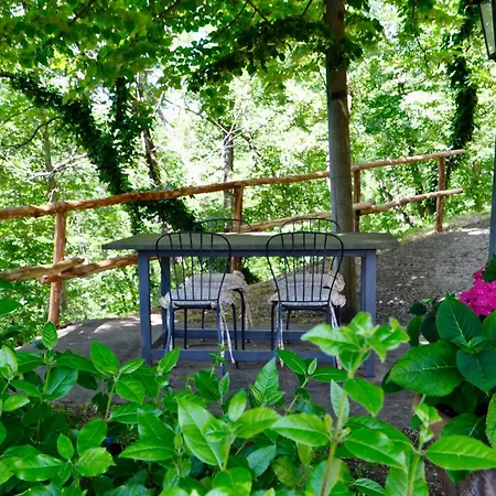 Cozy Retreat With Pool And Stunning Views In Casa vacanze *