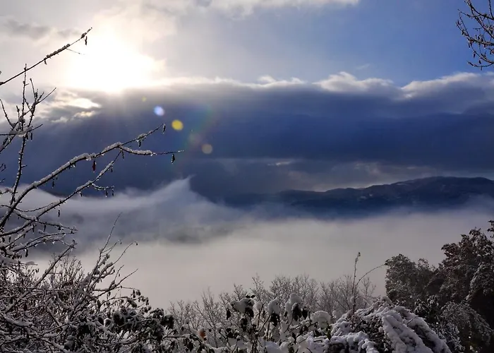 Dom wakacyjny Cozy Retreat With Pool And Stunning Views In *